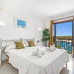 Acantilado-cala Galdana * Ferreries