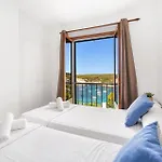 Acantilado-cala Galdana * Ferreries