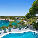 Acantilado-cala Galdana *