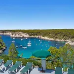 Acantilado-cala Galdana * Ferreries