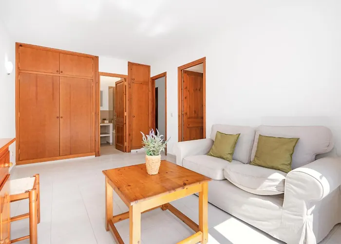 Acantilado-cala Galdana Villa Ferreries