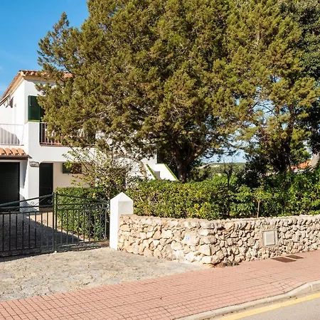 Acantilado Villa *