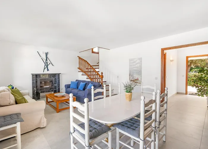 Acantilado-cala Galdana * Ferreries