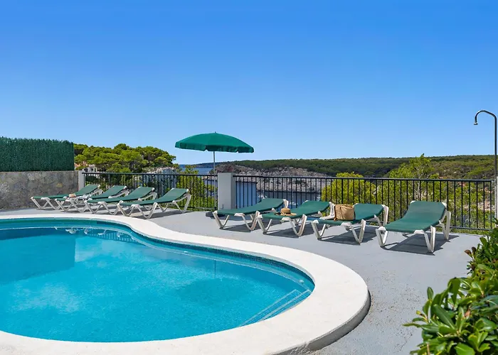 Acantilado-cala Galdana Villa Ferreries